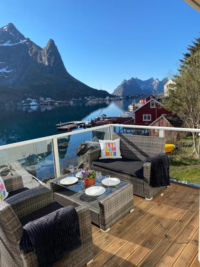 Reine Retro Villa - Cozy Villa With A Fantastic View Exteriér fotografie